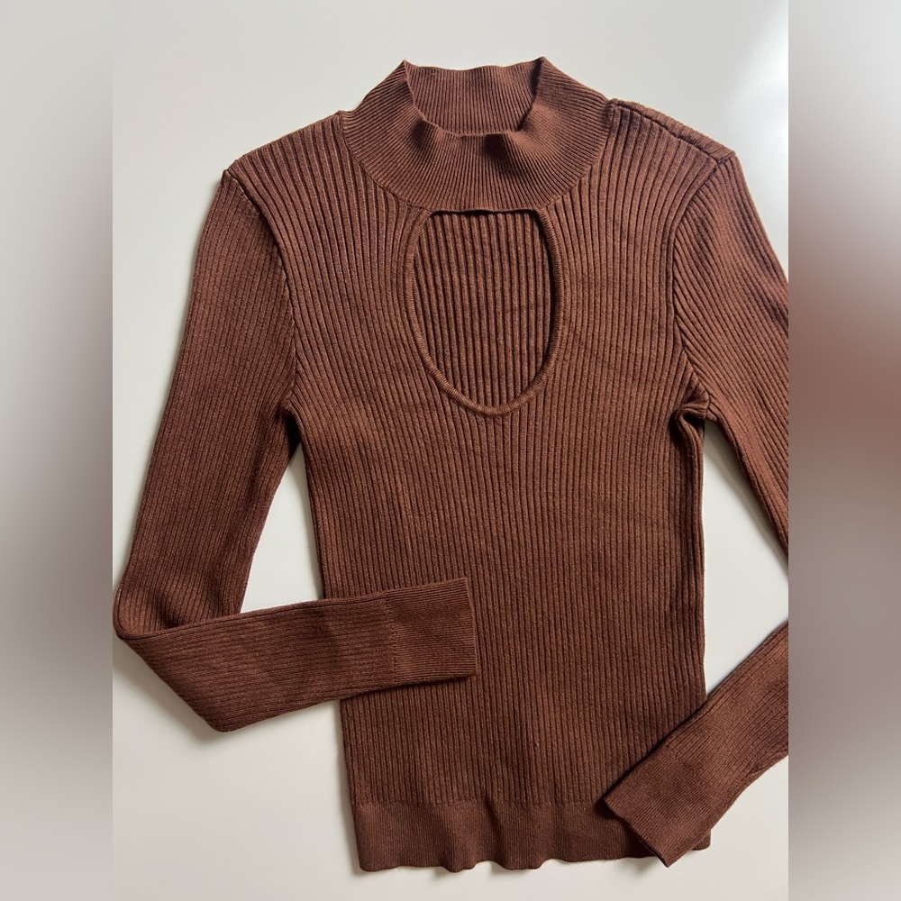 Abercrombie & Fitch Brown Ribbed Cutout Top - Picture 3 of 4